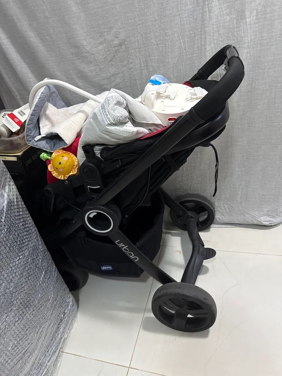 Vendo carrinho de bebê Chico
