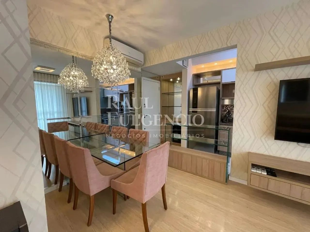 Apartamento Edificio Boulevard Village, andar alto, próximo ao Shopping Boulevard