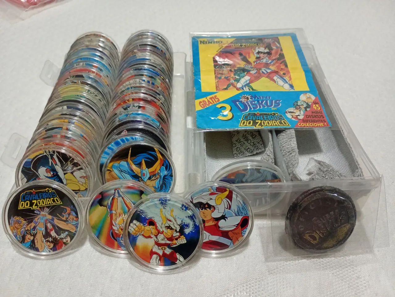 Ib ピンズコレクション 全12種 1BOX Coleção completa Os cavaleiros do zodíaco Ninho Soleil Mini discus