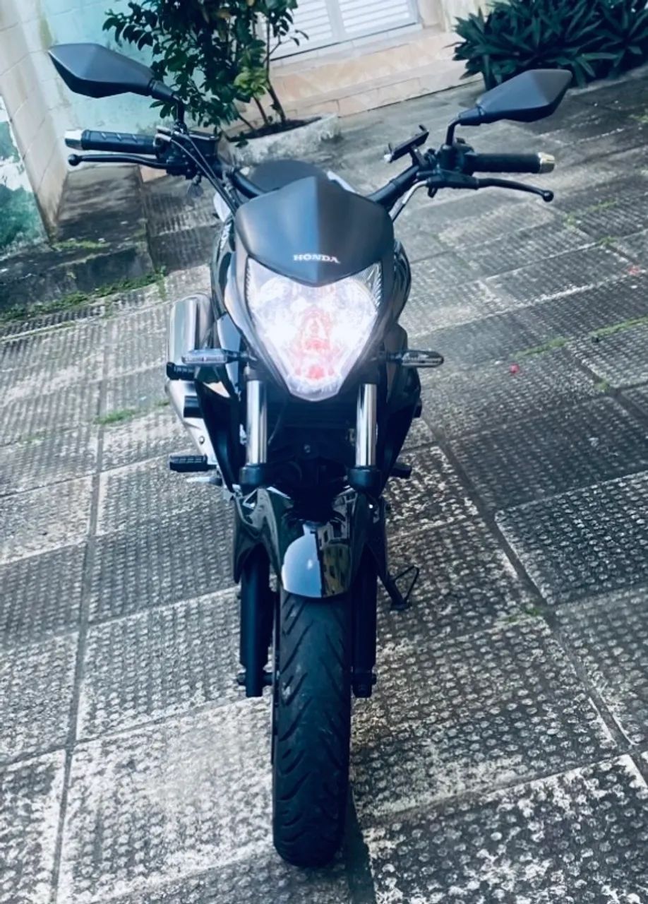 CB 300R 2013 FLEX MOTO EXTRA CONSERVADA 100% REVISADA E CUIDADA  - Foto 4