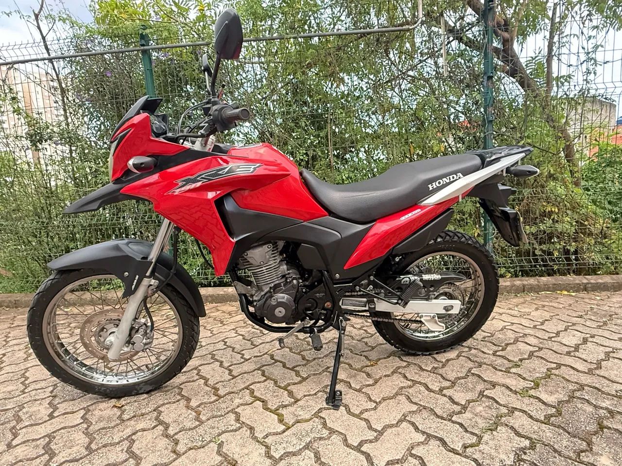 Vende de moto 