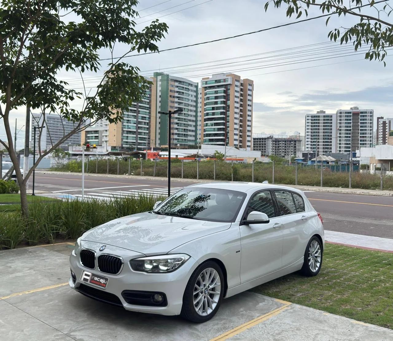 BMW 120I A Sport 2.0 Activeflex 16V Aut. 2016