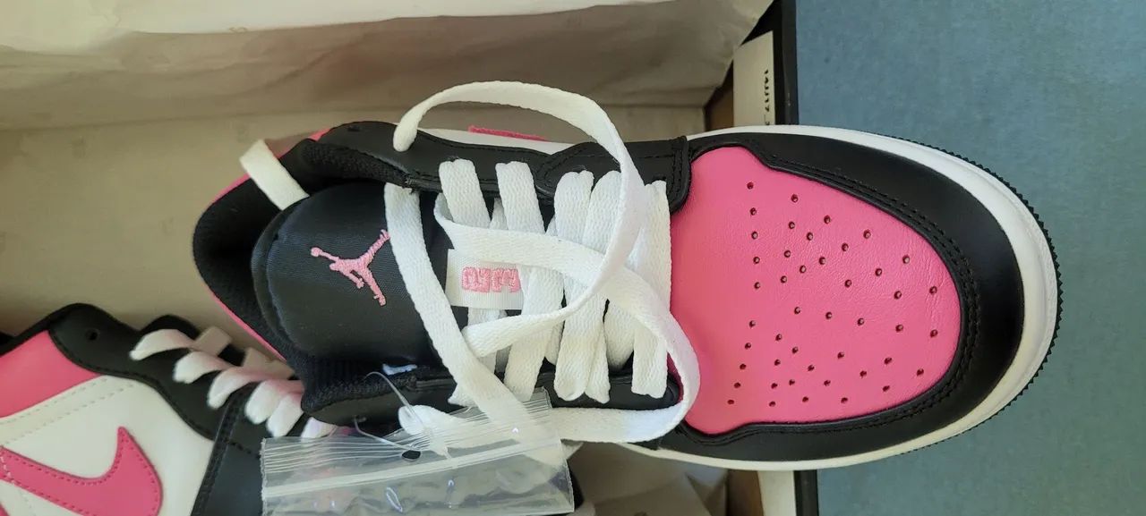 Tênis Jordan 1 Low 35 - Foto 4
