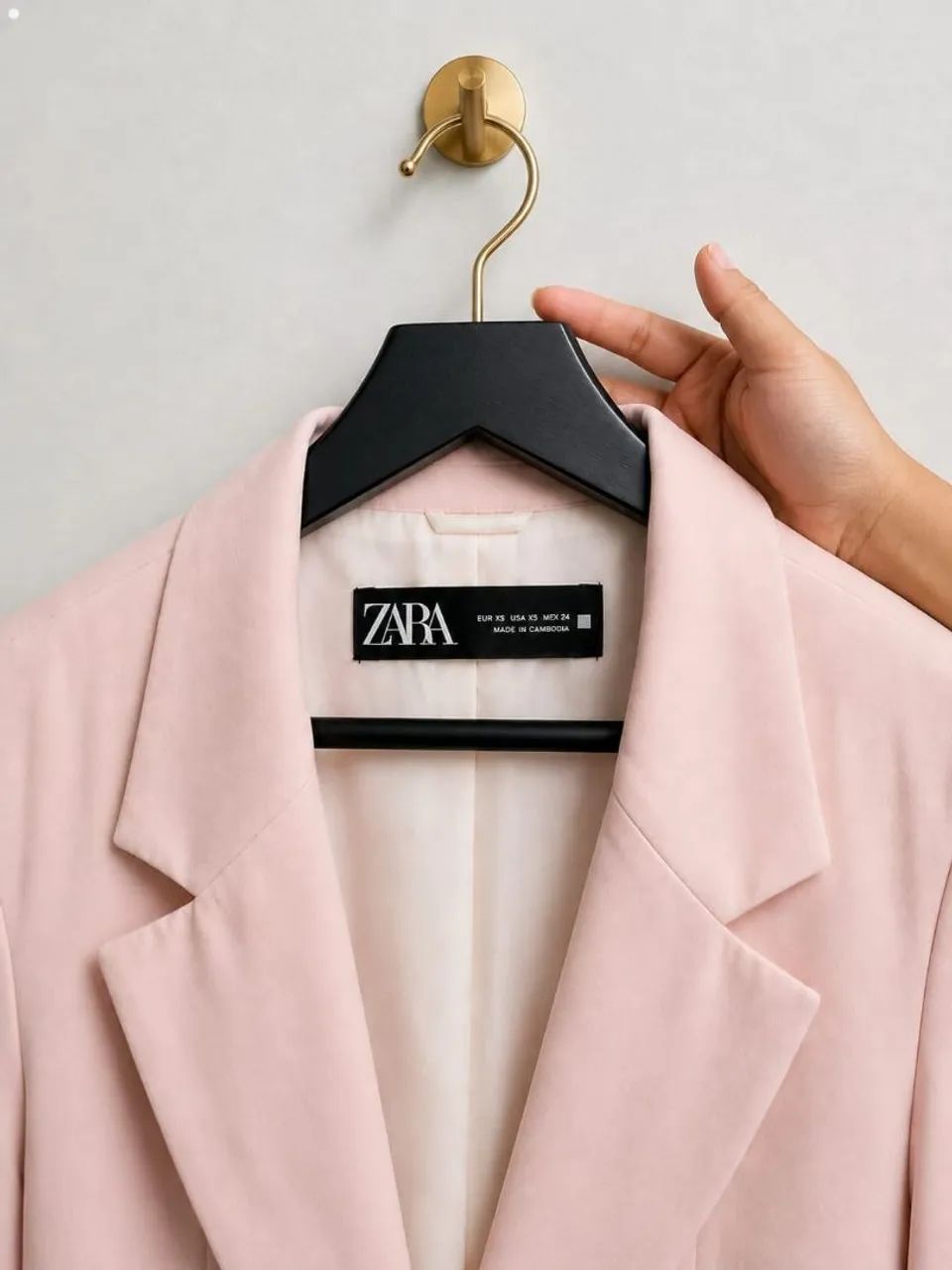 Vendo Blazer da ZARA tamanho P - Foto 2
