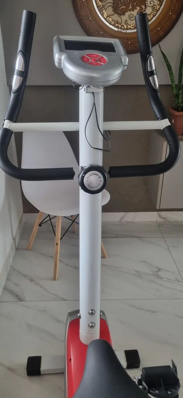 Bicicleta ergometrica  - Foto 3