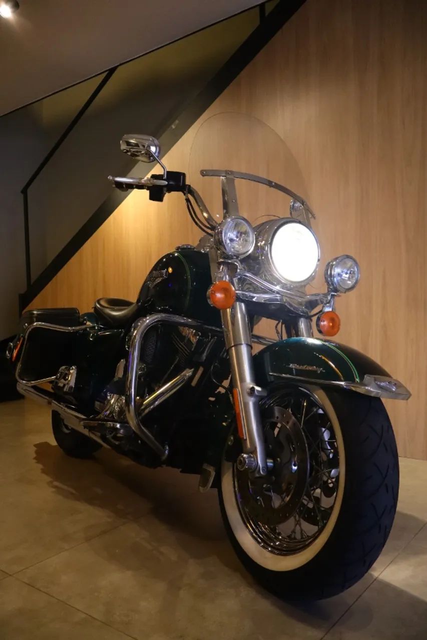 Harley Davidson Road King Classic 