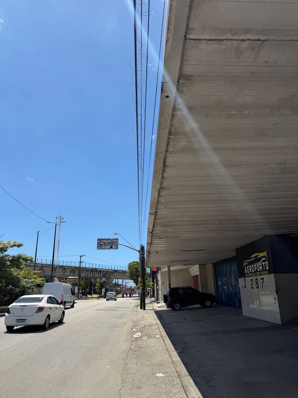ALUGO GALPÃO COM 1500m2 - PARANGABA - Foto 4