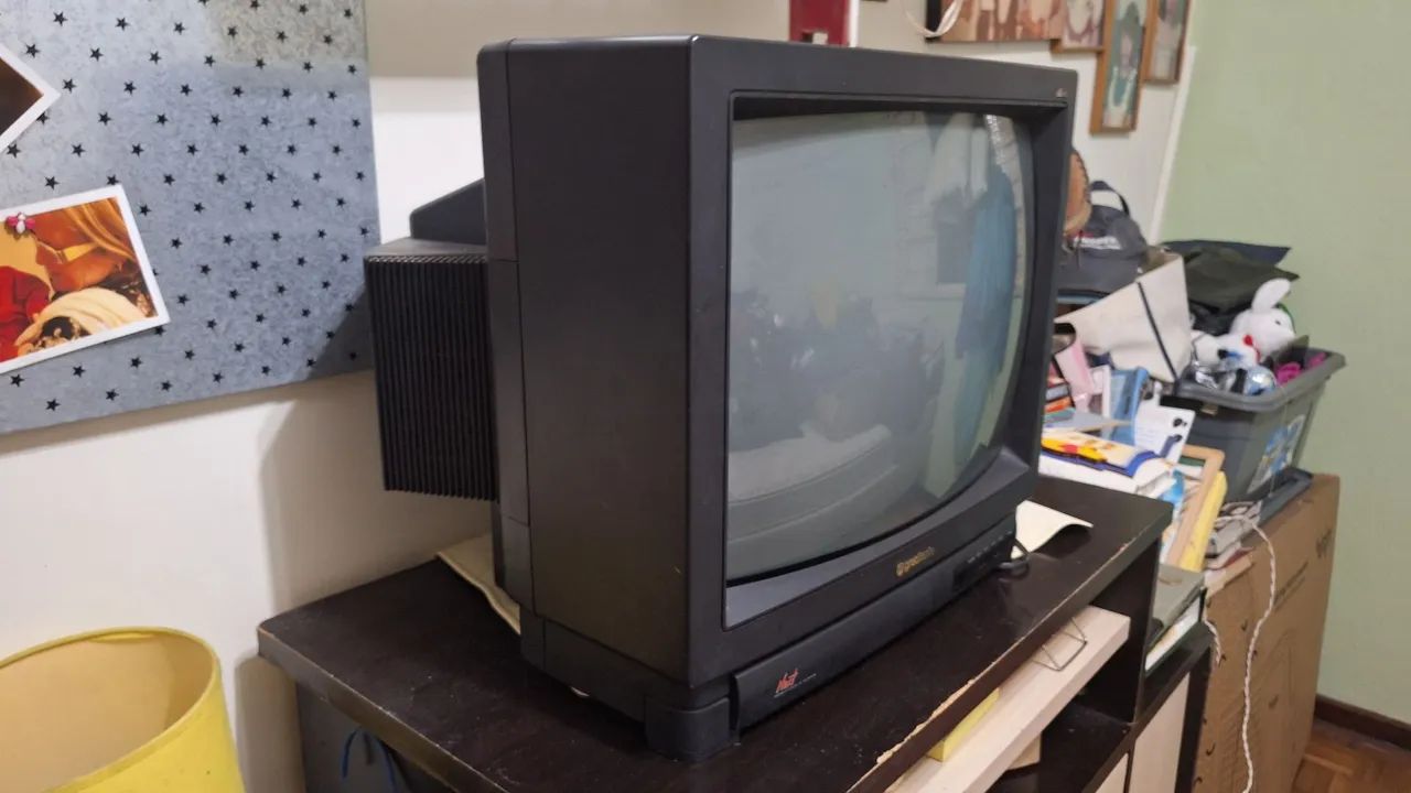 Televisor gradiente de tubo 