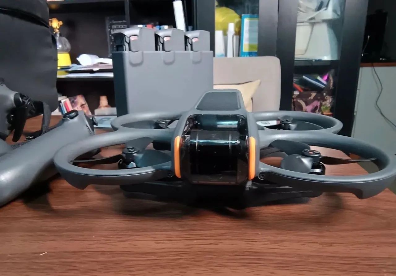 Drone DJI Avata 2 + Óculos Goggles 3 + RC Motion 3 + Combo Fly More - Foto 3