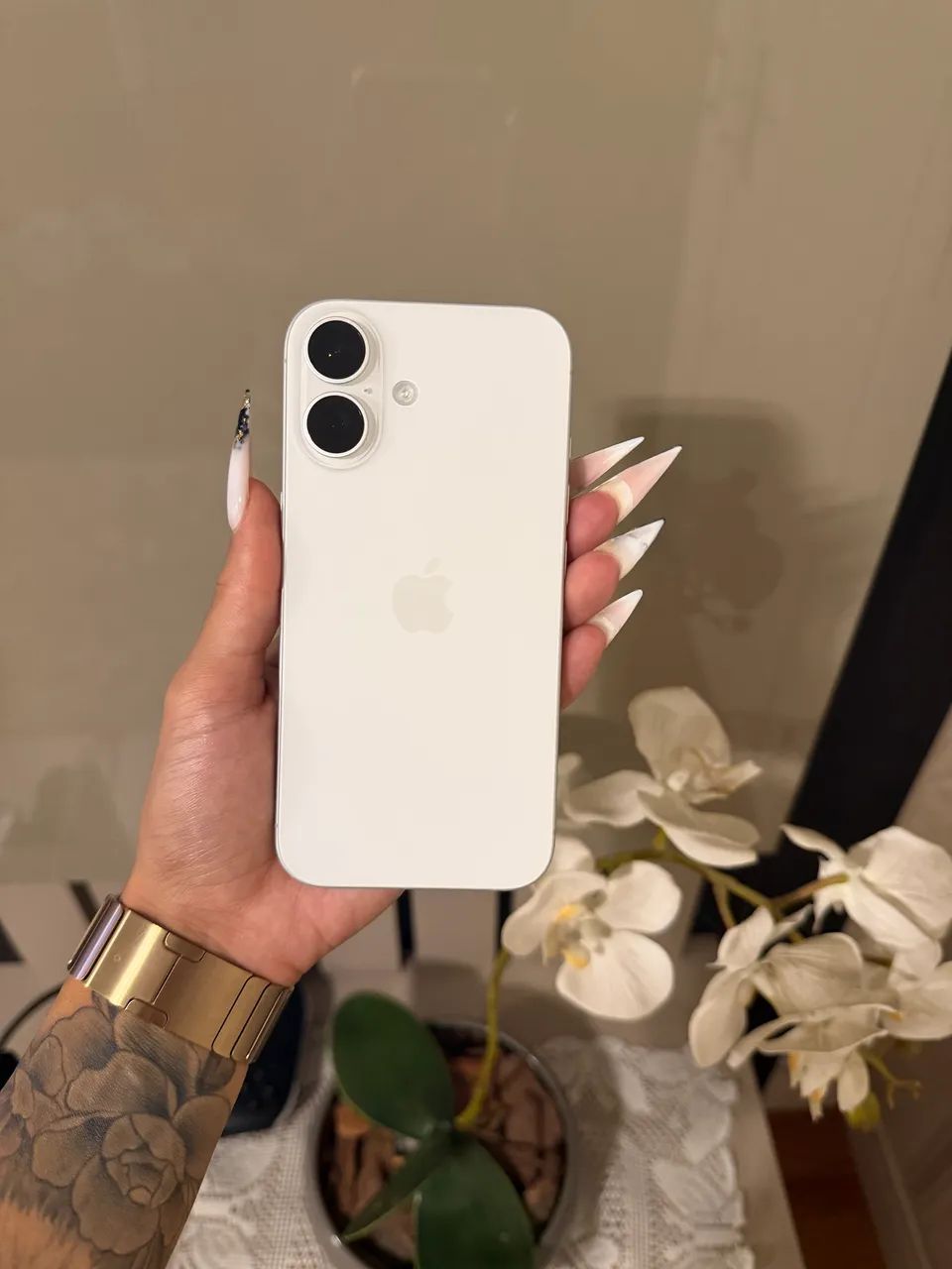iPhone 16 128gb Branco IMPECÁVEL  - Foto 3