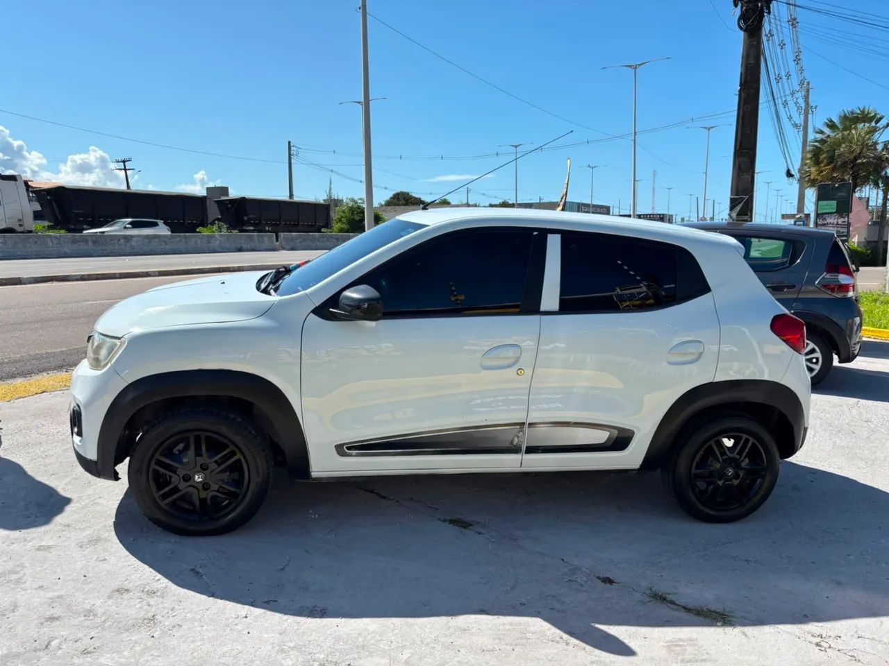 Renault Kwid Intense 1.0 Flex 12V 5P Mec. 2018 - Foto 2