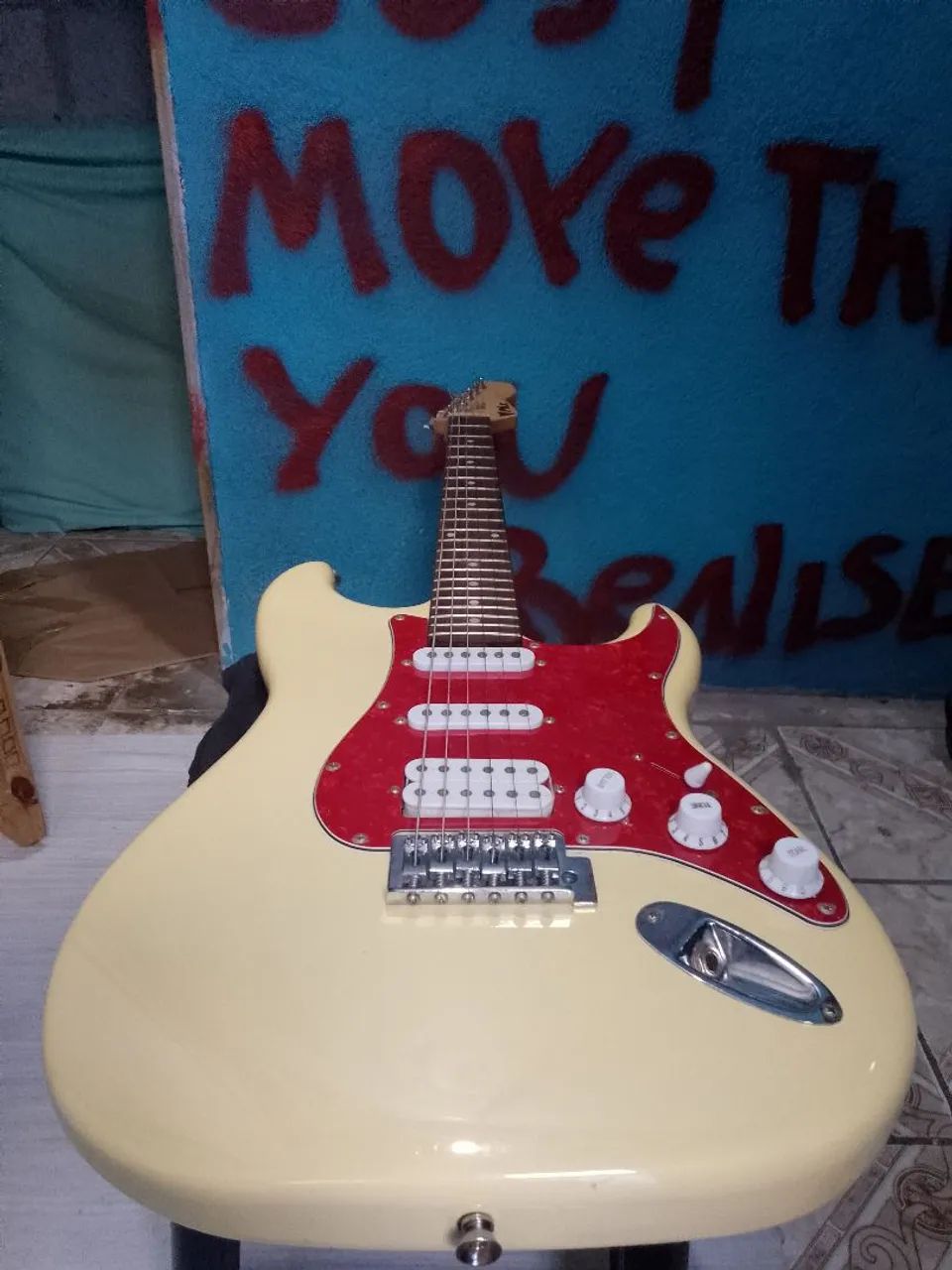 Guitarra Stratocaster PHX  - Foto 3