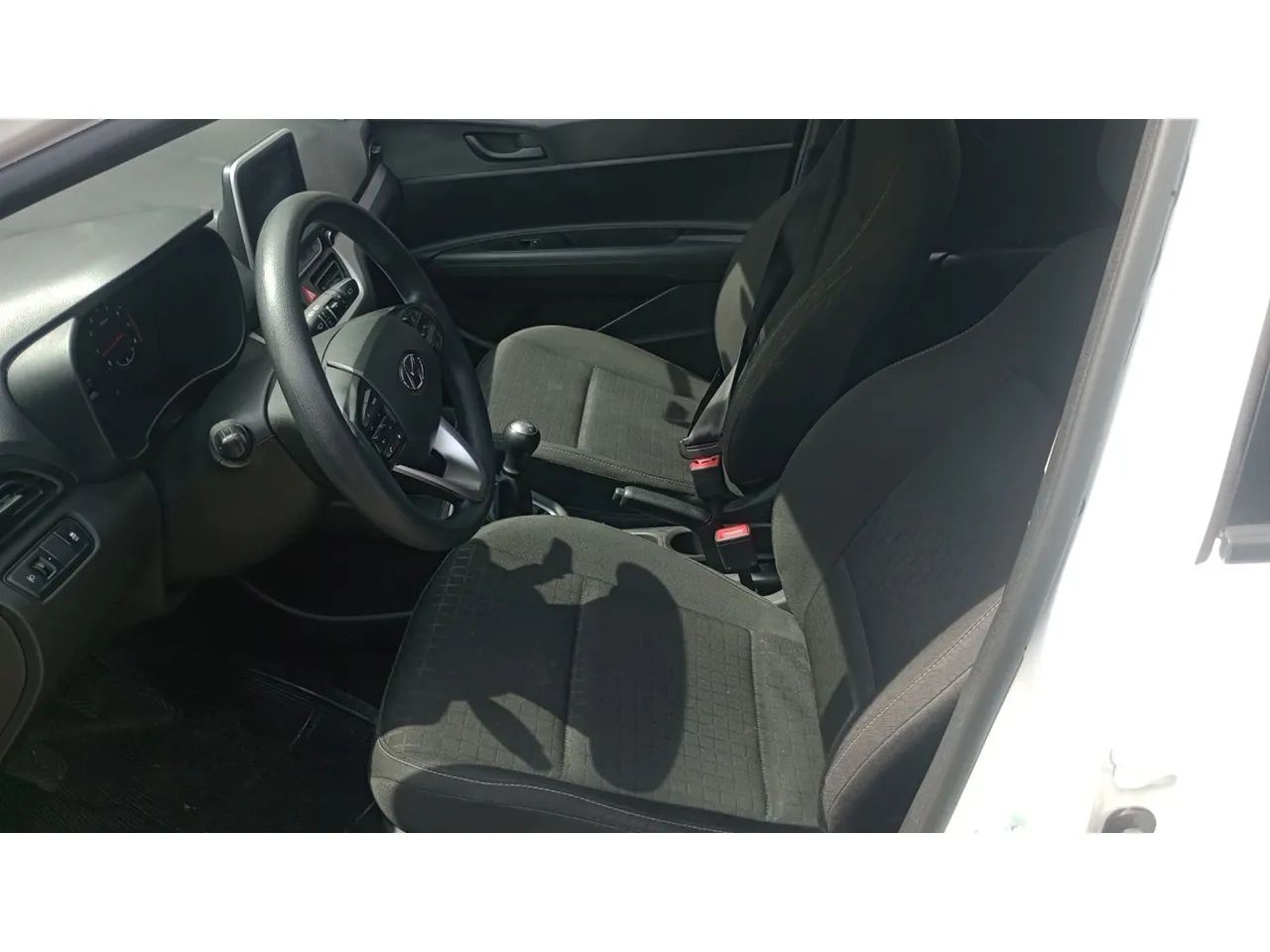 Hyundai HB20 Comfort Plus 1.0 Flex 12V Mec., foto 10 de 16
