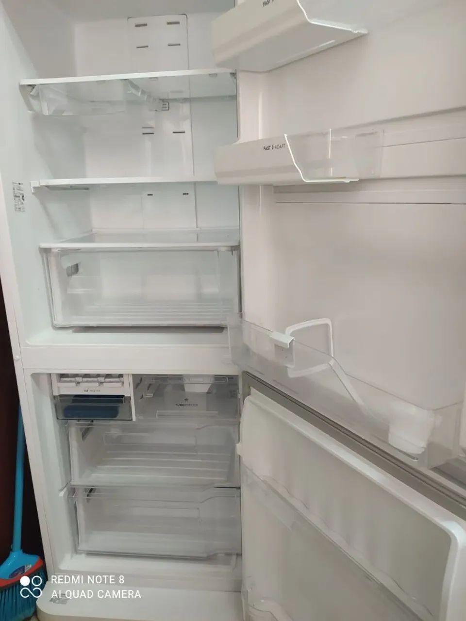 Vendo geladeira Eletroctrolux  - Foto 3
