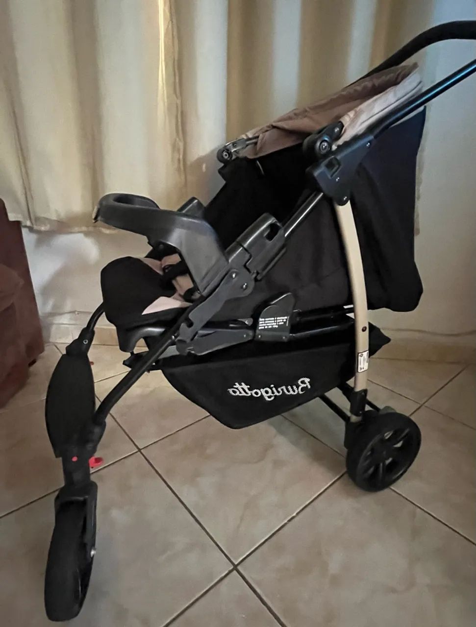 Carrinho de bebê Burigotto  - Foto 2