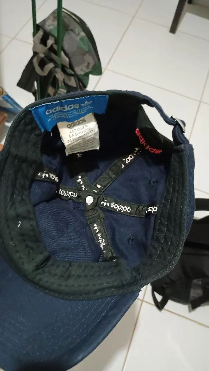 Lindo boné Adidas feminino original  - Foto 2