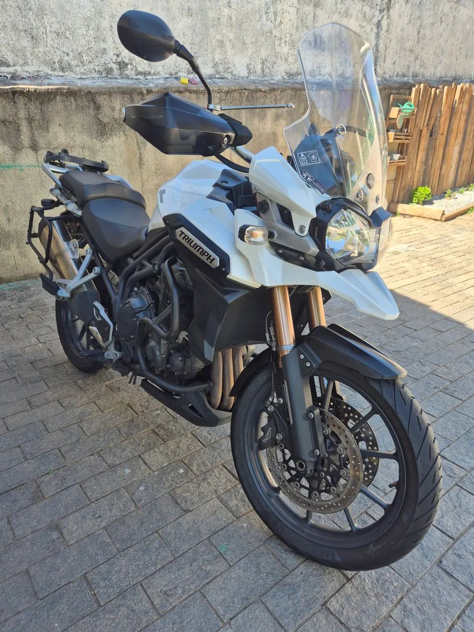 Triunth/Tiger Explorer