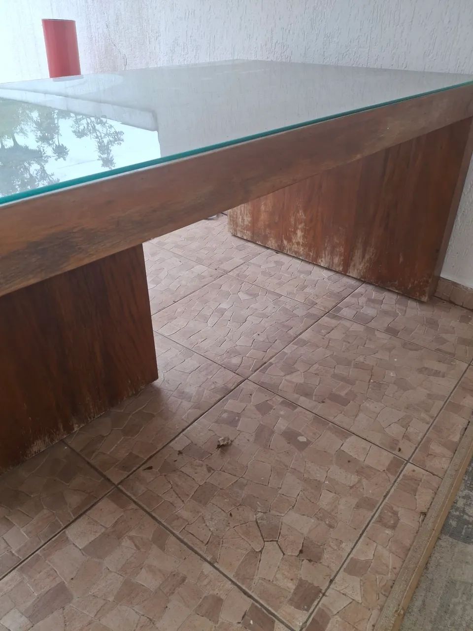 Vendo mesa de madeira maciça 