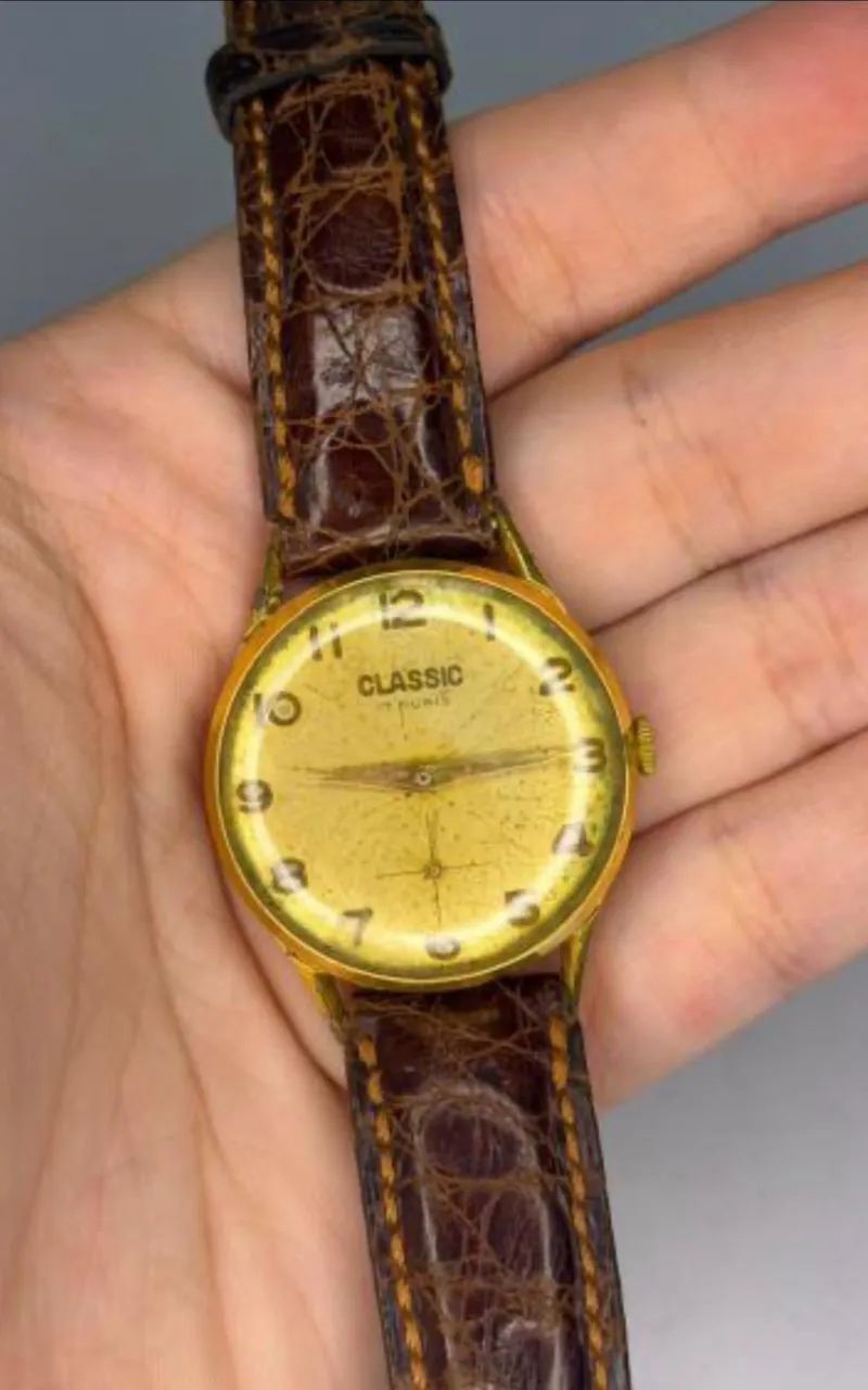 Relógio Classic a corda 