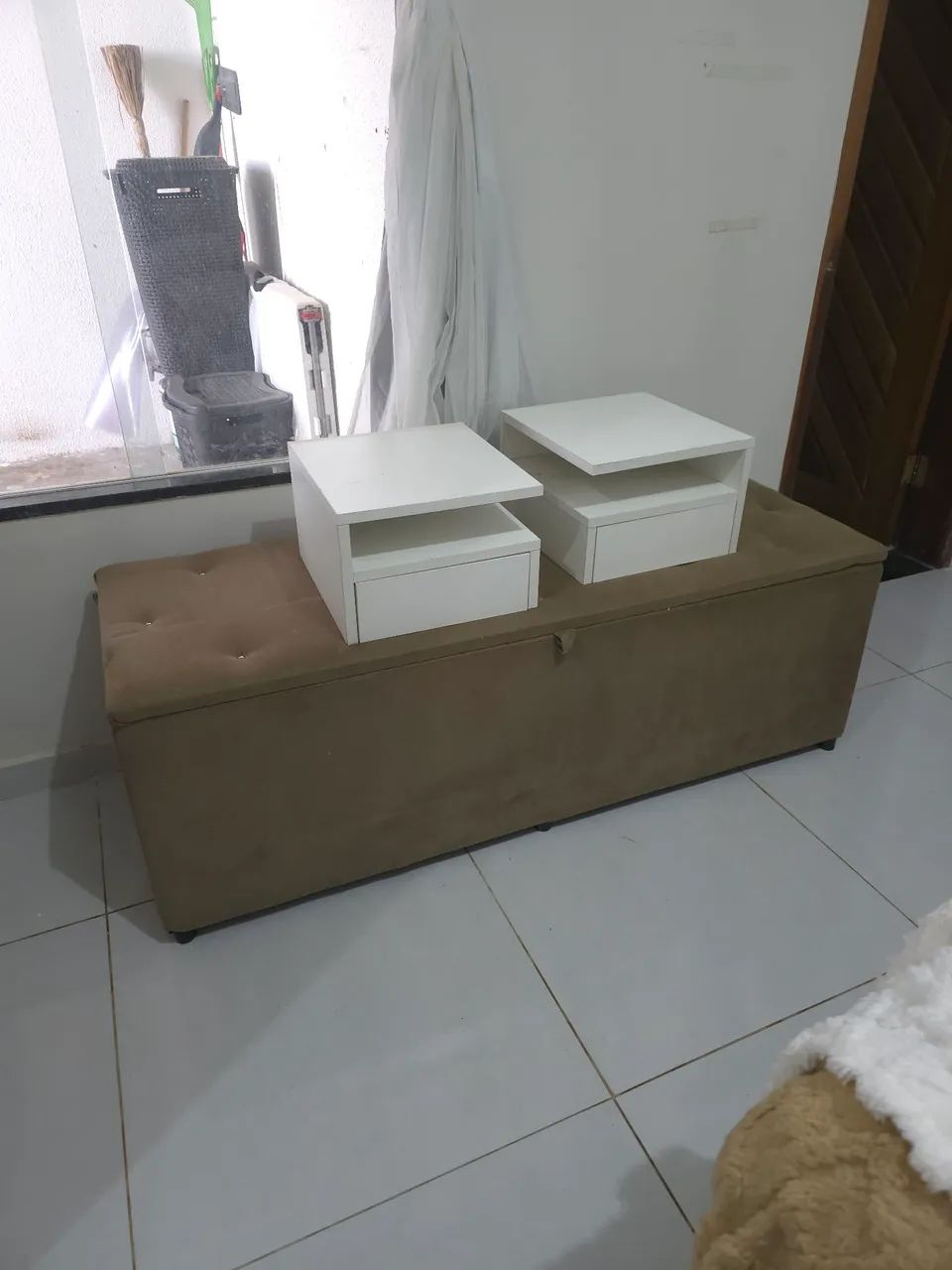 Baú e cabeceira