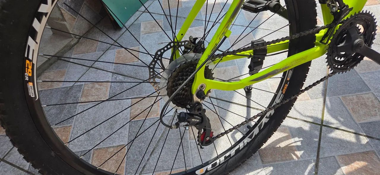 Vendo bicicleta aro 26 de alumínio  - Foto 5