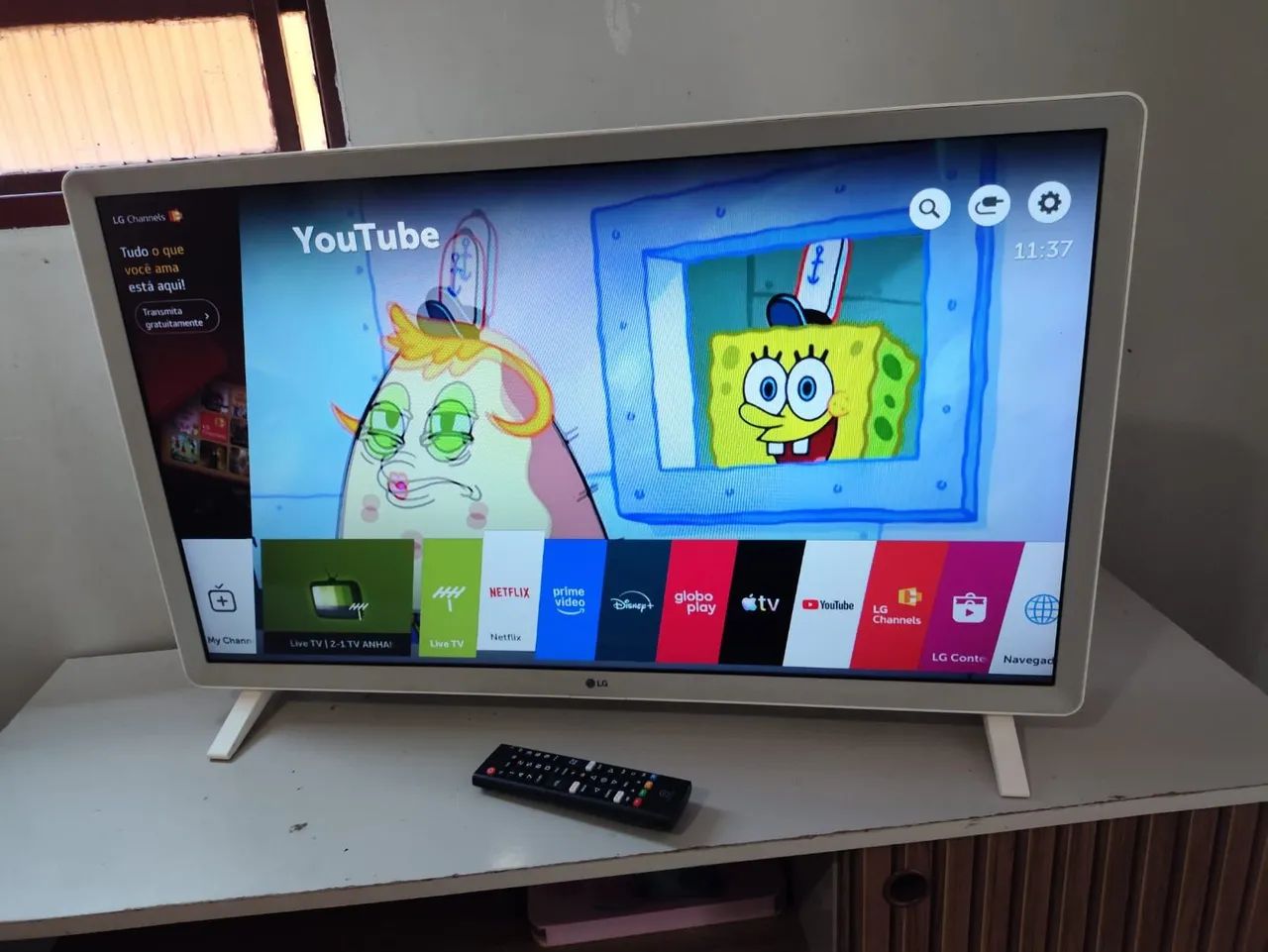 TV 32 POL. SMART WI-FI.  LG