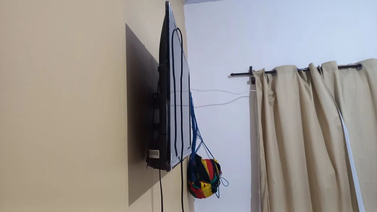 Vende se televisão semp 32 polegadas - Foto 2