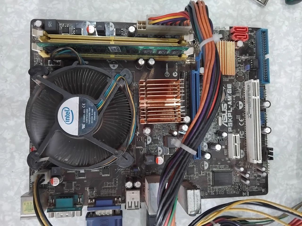 Placa mãe ASUS P5KPL- AM S Dual Core E2160 2gb ddr2 - Foto 2