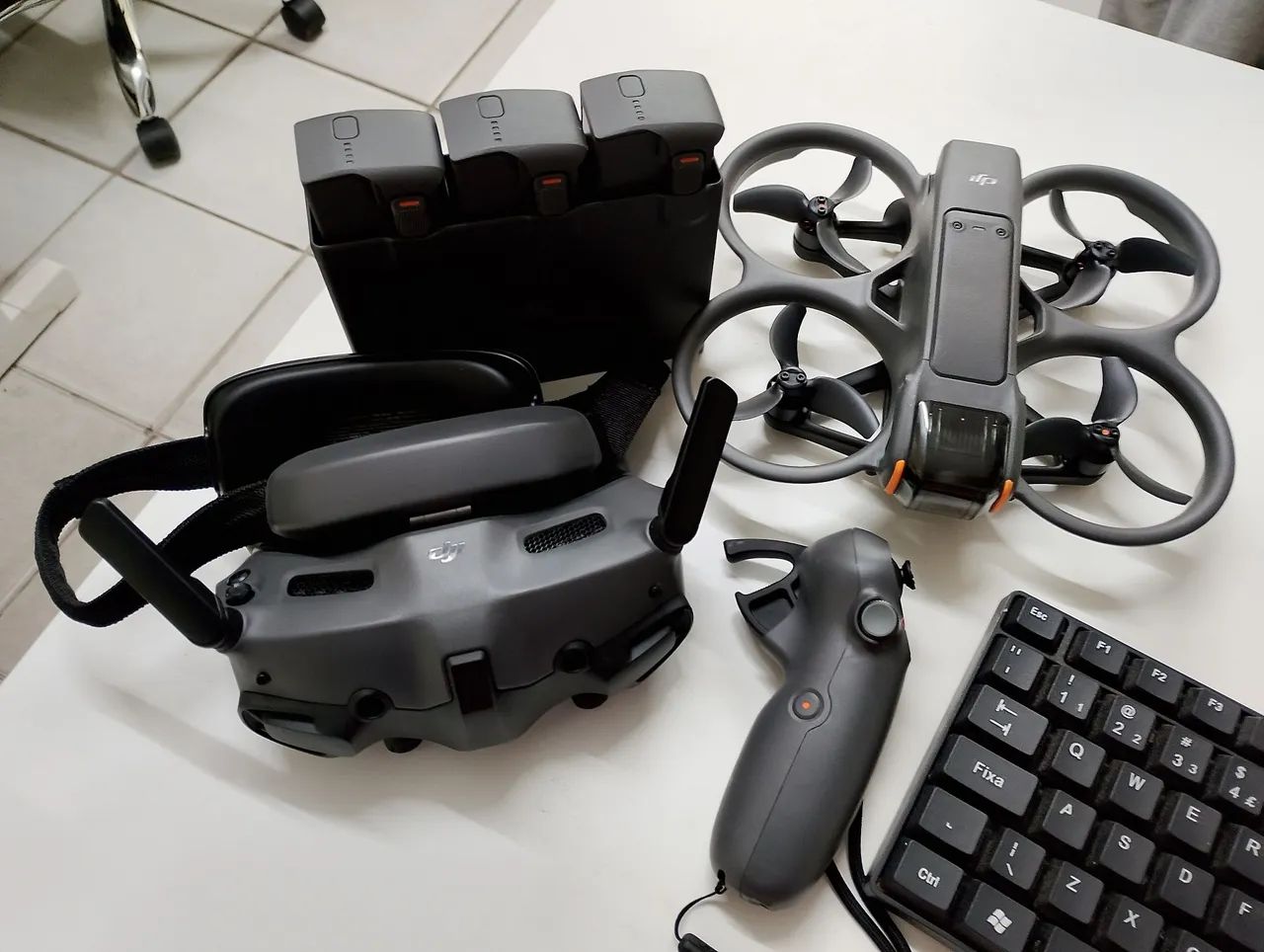 .Vendo drone avata 2