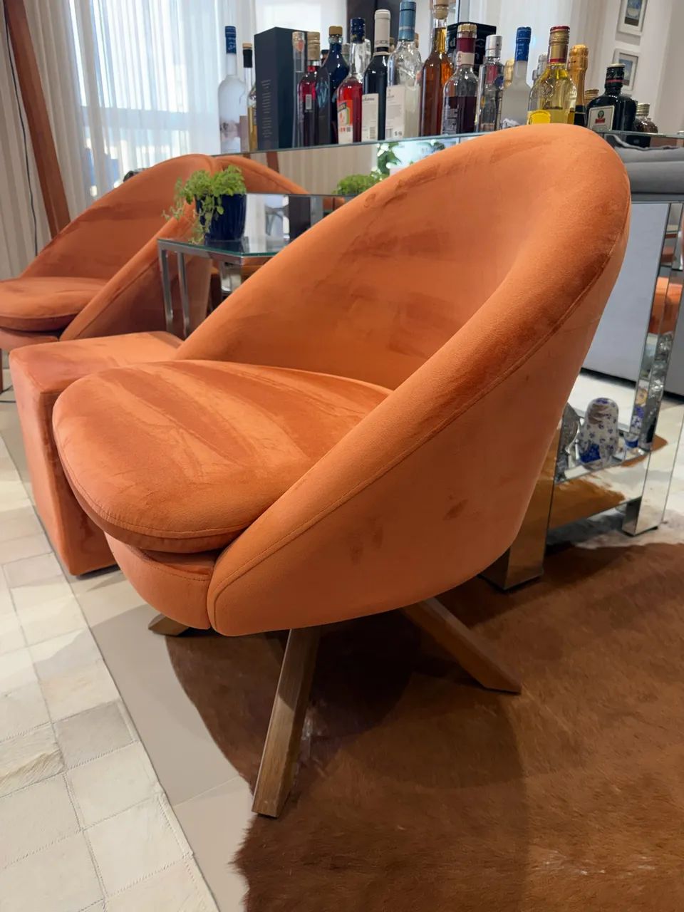2 Poltronas Giratórias 
