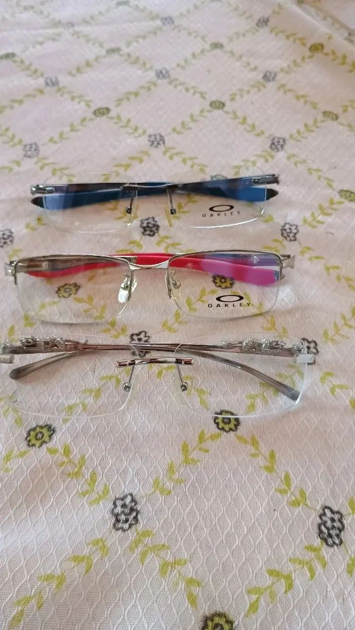 Lupas Oakley e óculos cartier