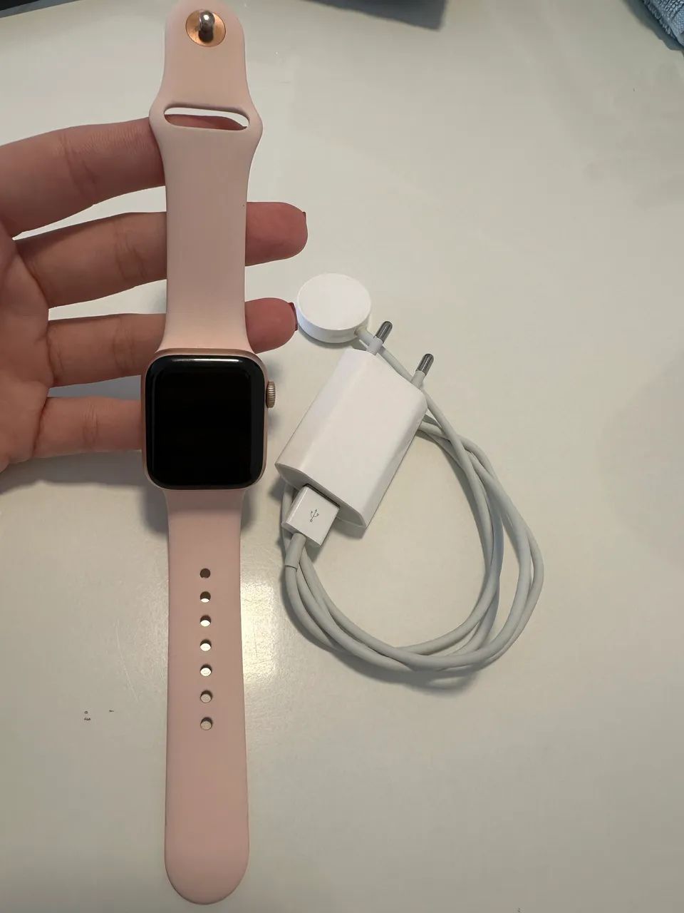Apple Watch Series 4 GPS 40 mm Rose Gold - Smartwatches - Vila Dom