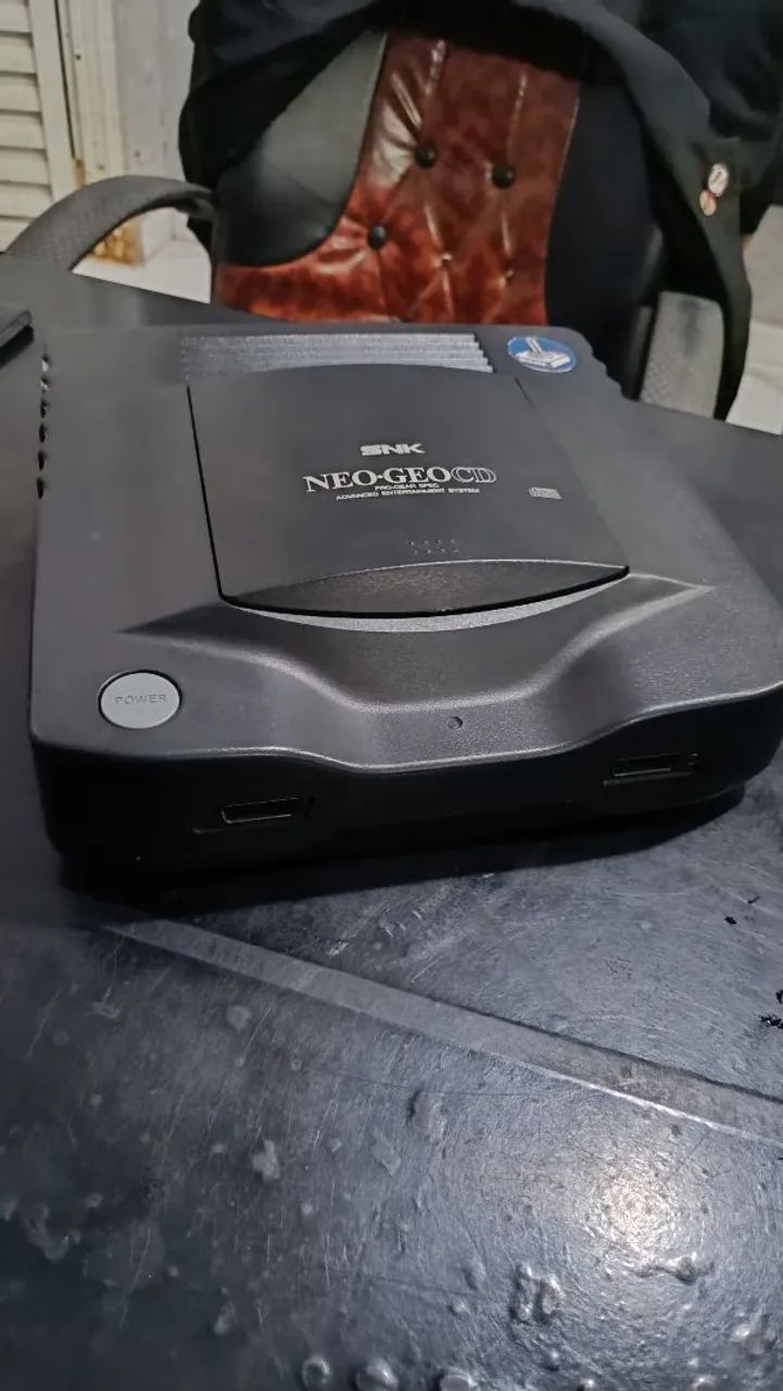 Console Neo Geo CD -SNK - Só o Console 