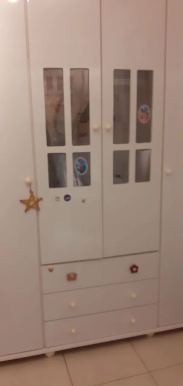 Armário infantil branco 