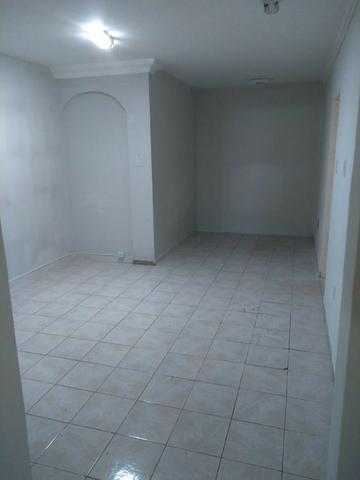 Aluga-se Prédio comercial, Próximo ao Hiper Bom Preço - Foto 8