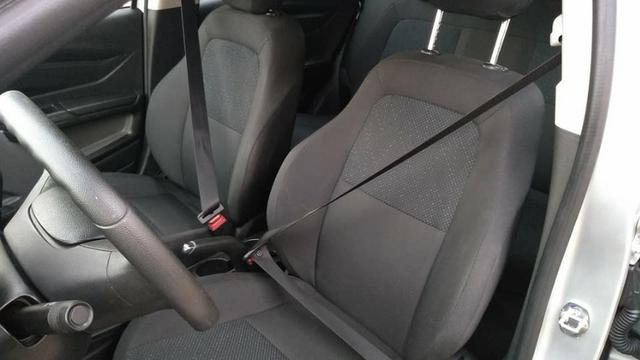 Onix Joy 1.0 Flex 6 Marchas 2018/2018 - Foto 17