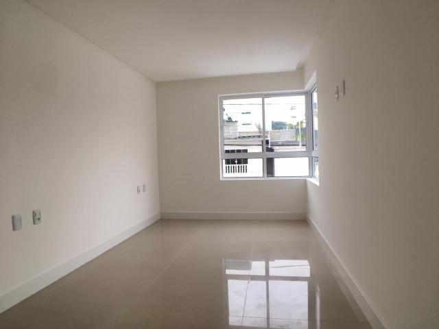 Vendo sobrado centro Balneário Camboriú com 3 suítes - Foto 8