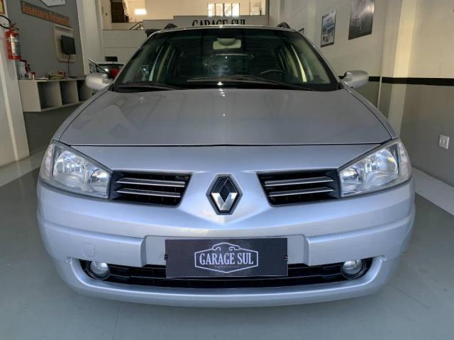 Renault Mégane Grand Tour Gran Tour Dynamique 1.6 Flex - Foto 2