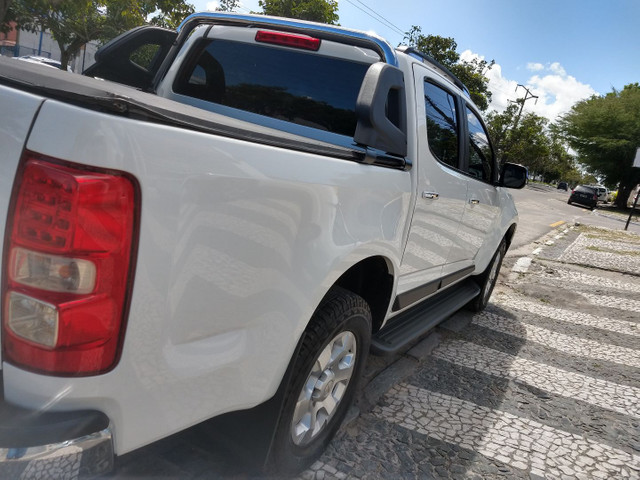 CHEVROLET S10 LTZ O carro tá na Av Maria Quitéria 2933 menudo veículos - Foto 6