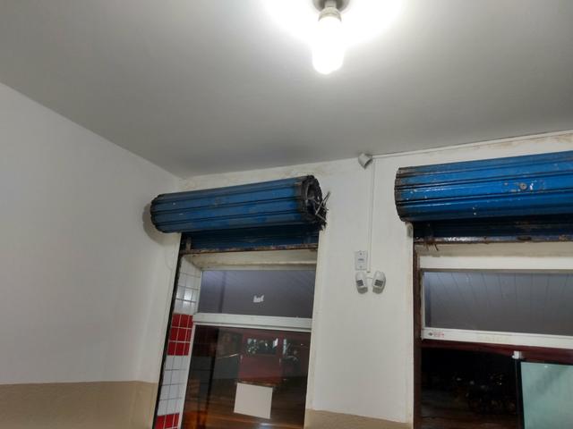 Alugo excelente sala comercial térrea na rua geral da agrônomica - Foto 8