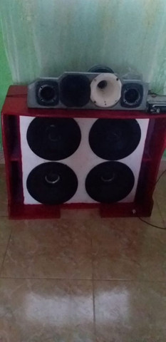 Caixa fones de 12 polegadas