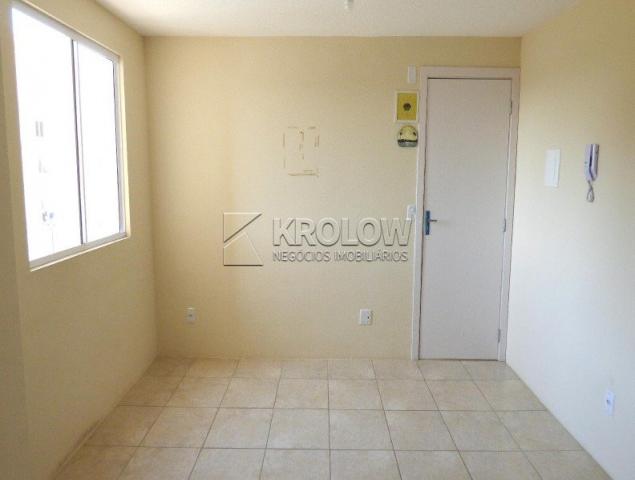 Apartamento para alugar com 2 dormitórios em , cod:AA2080