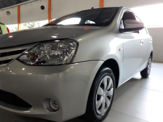 TOYOTA ETIOS HB XS 15 - Foto 7