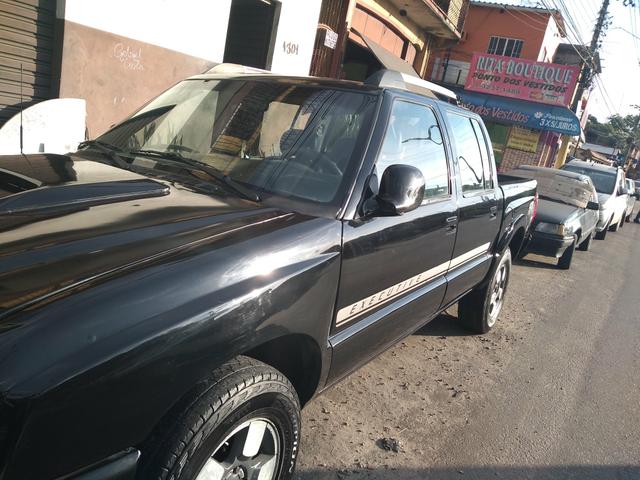 Vendo S10 executiva diesel 4x4 - Foto 3