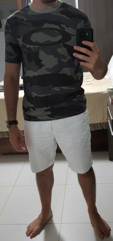 Camiseta Oakley Padronagem Militar (Original)