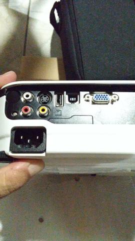 Projetor Epson powerlite x14+ - Foto 3