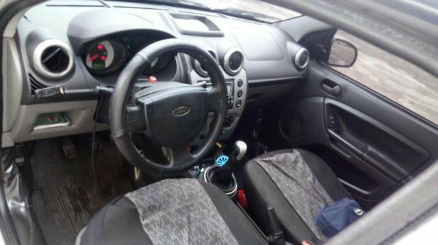 Ford Fiesta Class 2010 - Foto 2