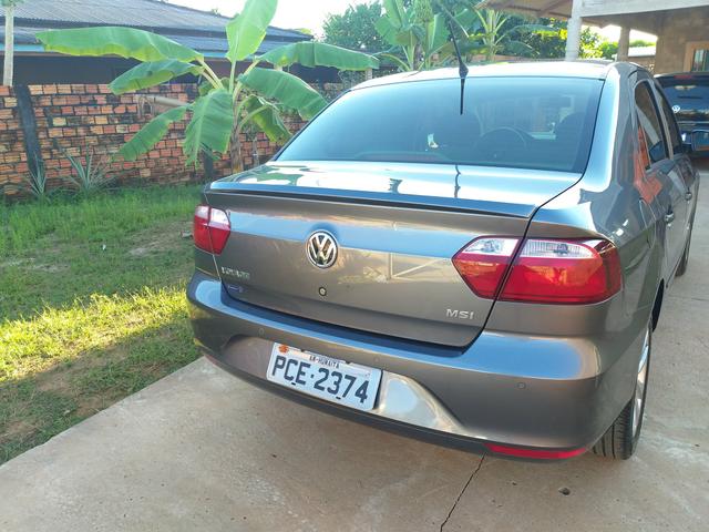 Voyage 17/17 Comfortline 1.6 completo - Foto 2