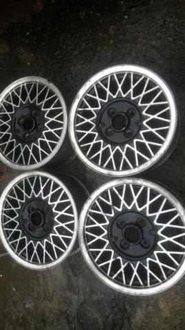 Vendo jogo de rodas 14 BBS - Foto 2