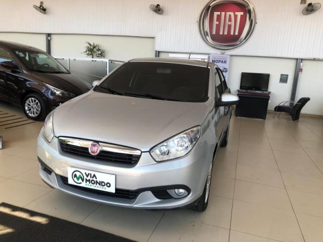 FIAT GRAND SIENA 1.6 MPI ESSENCE 16V 2016 - Foto 2